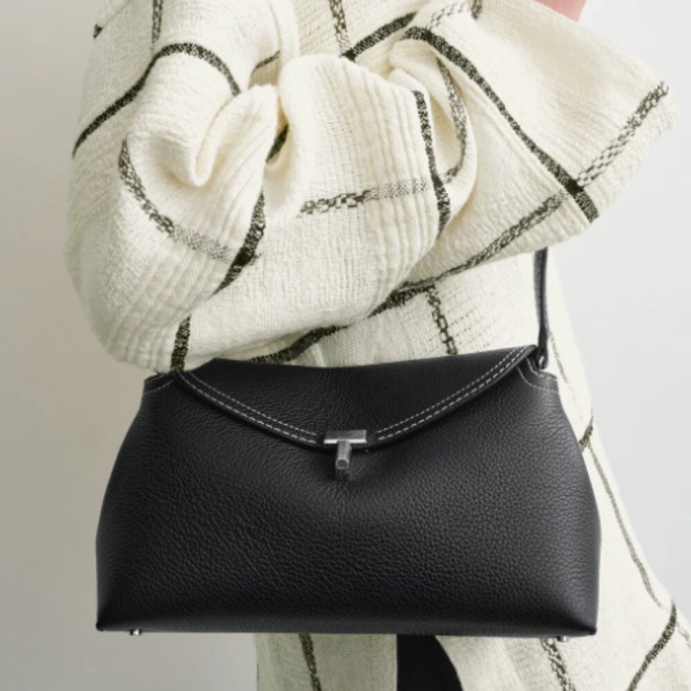 Toteme T-Lock Clutches Bag Black